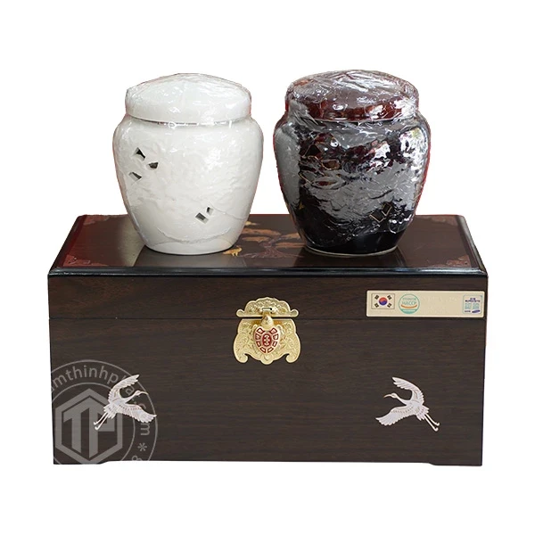 Cao hắc sâm đông trùng hạ thảo Hàn Quốc hộp gỗ 2 hũ x 500g