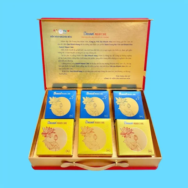 Bánh trung thu Yến Sào nhân mềm hộp 6 bánh x 200gr