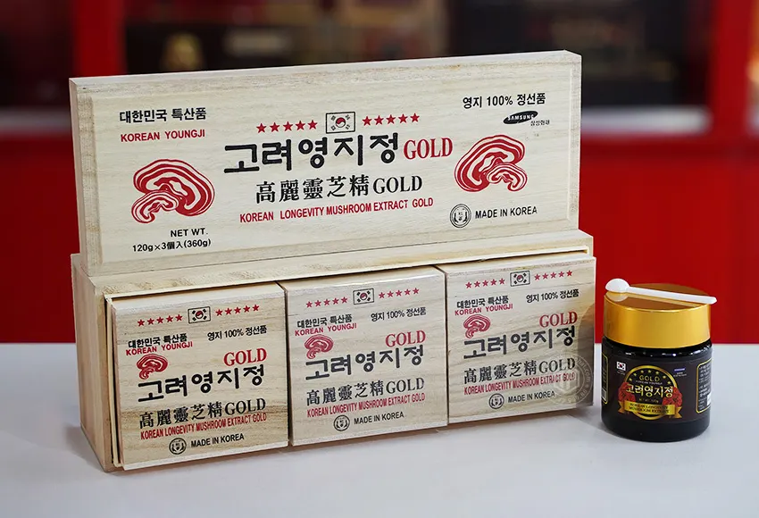 Cao linh chi sao đỏ Hàn Quốc Gold hộp gỗ 3 lọ x 120g